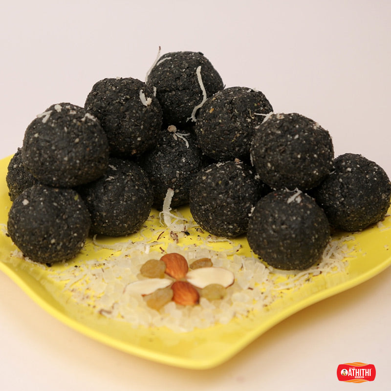 Nalla nuvundalu sweet made with black sesame seeds and jaggery