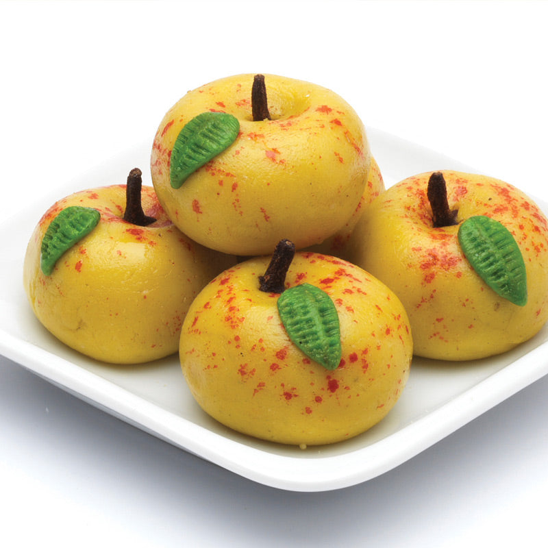 Delicious cashew apple peda made with premium cashews and shaped like real apples by Athithi Gruha Foods.