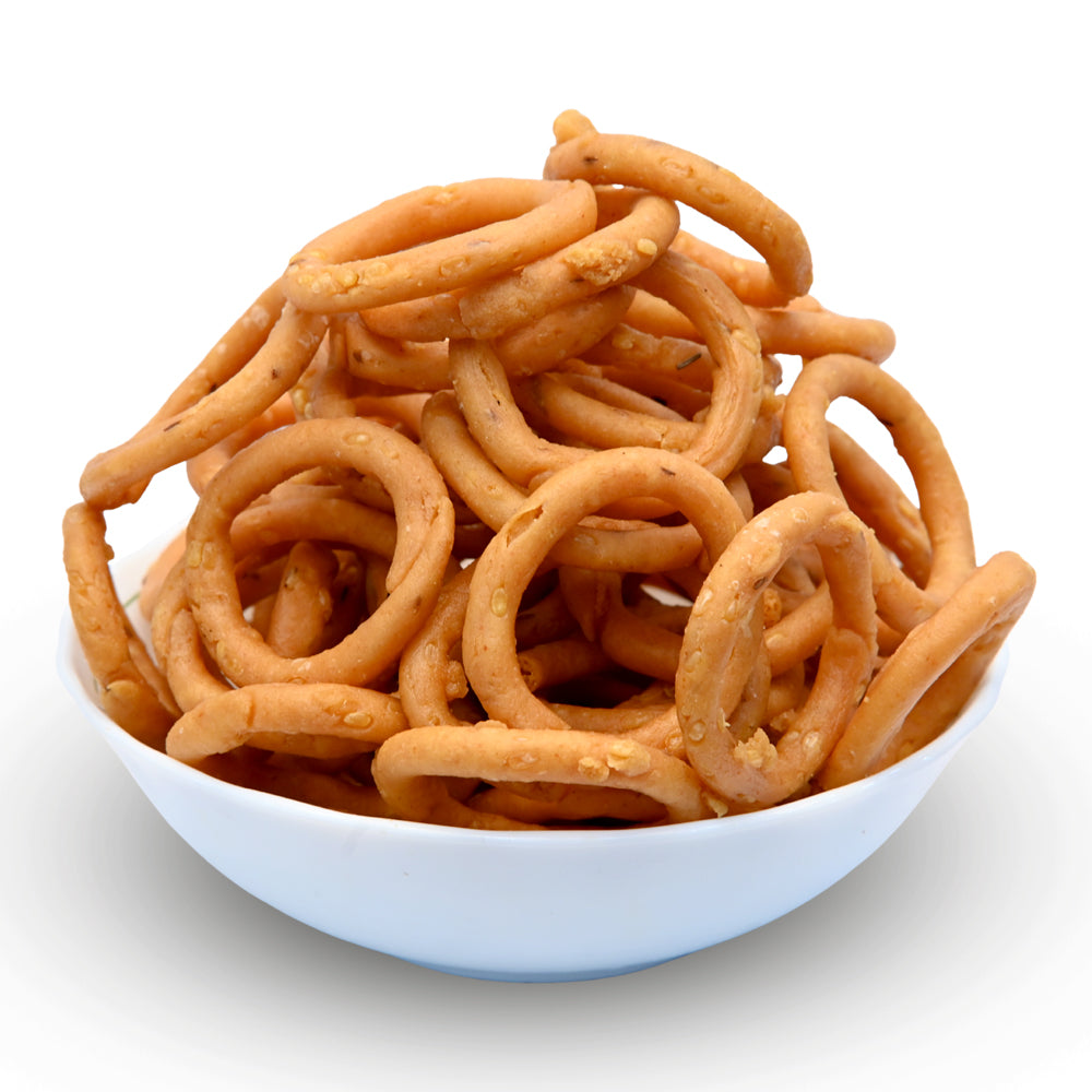 Crispy pedda chakodi made with rice flour Andhra snack